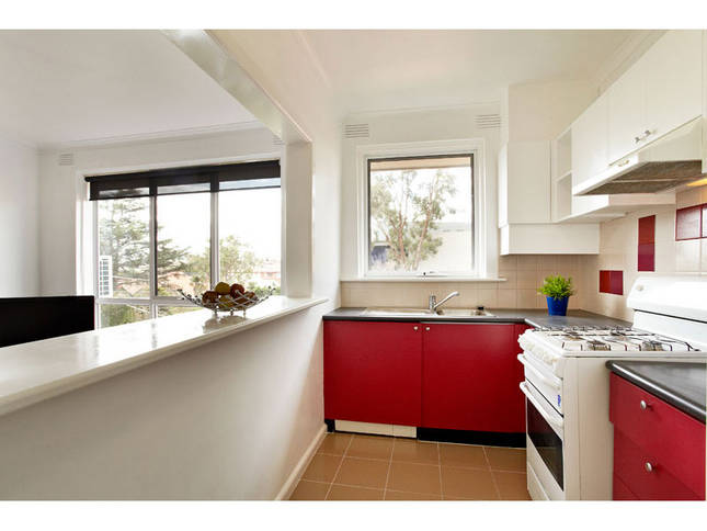 Kitchen with full size fridge and full cooking facilities